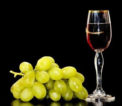 梵果红酒视觉形象展示 从产品到店铺的精致美学